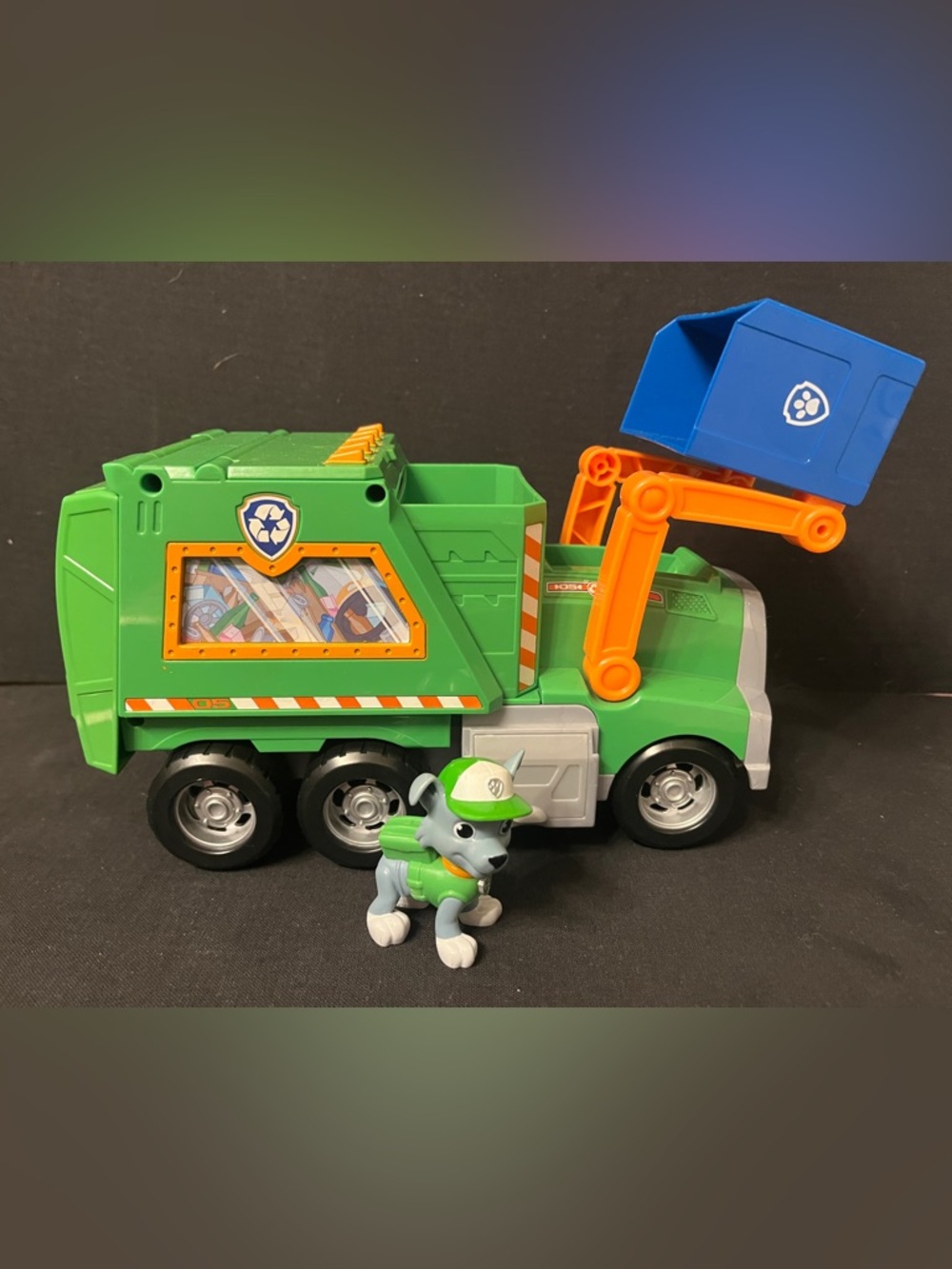 Paw Patrol Rocky's Reuse It Deluxe Vehicle with Rocky Pup